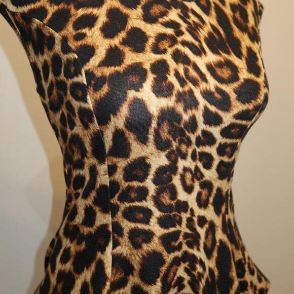 blouses - Picture 3 of 5